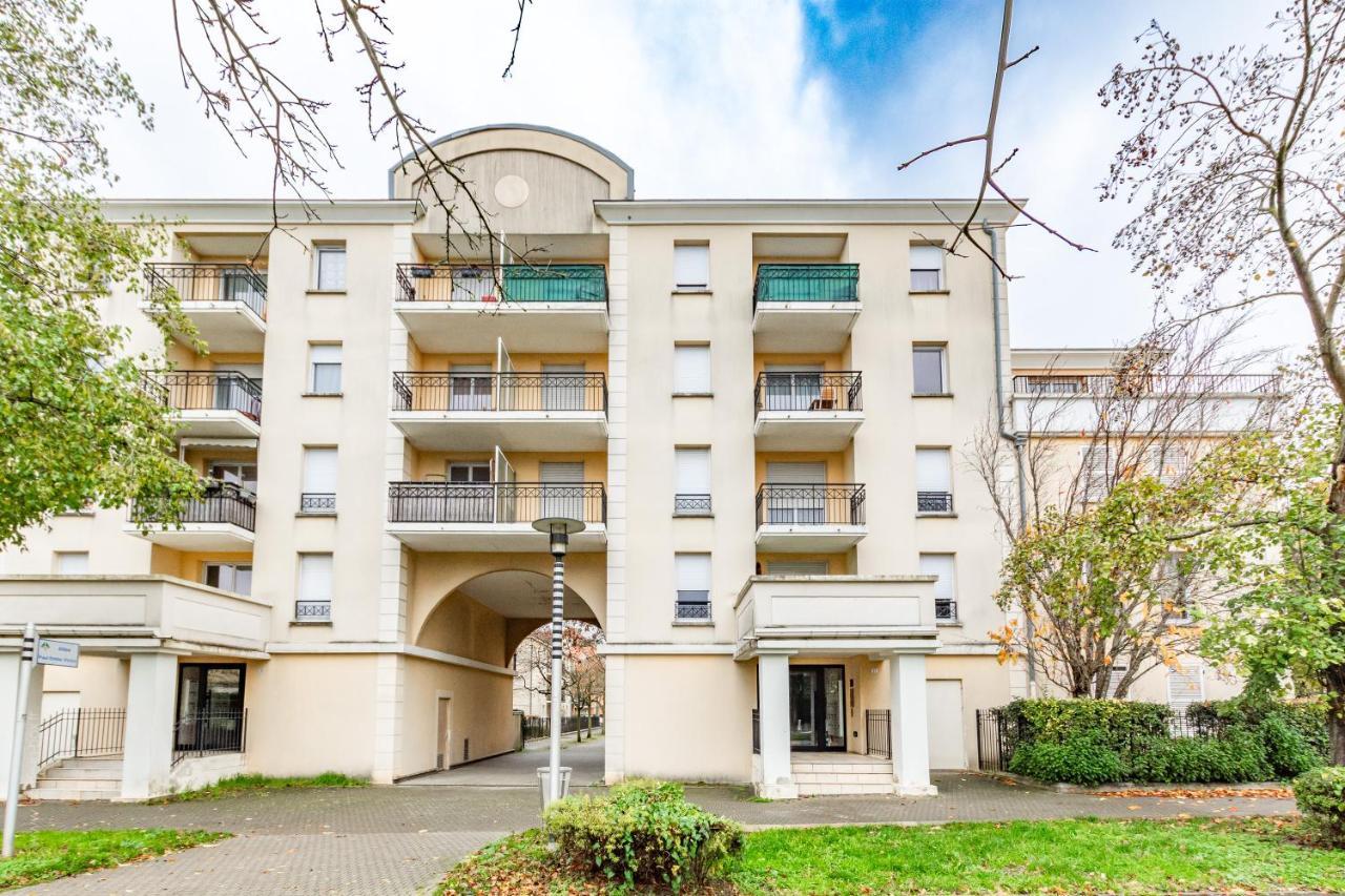 Apartmán Mona, F2 Pour 4 Pers. - Fairytale Factory Bussy-Saint-Georges Exteriér fotografie